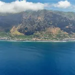 Yellow Wave * Paul do Mar (Madeira)