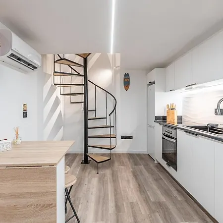 Yellow Wave Semesterbostad *