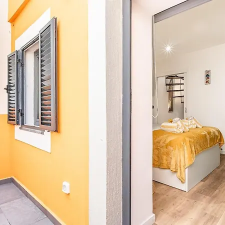 Yellow Wave Casa de Férias Paul do Mar (Madeira)