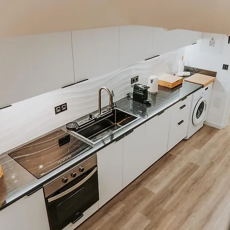 Yellow Wave * Paul do Mar (Madeira)