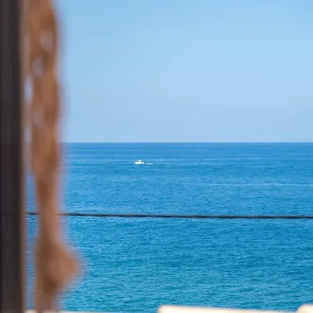 Yellow Wave Nyaraló *