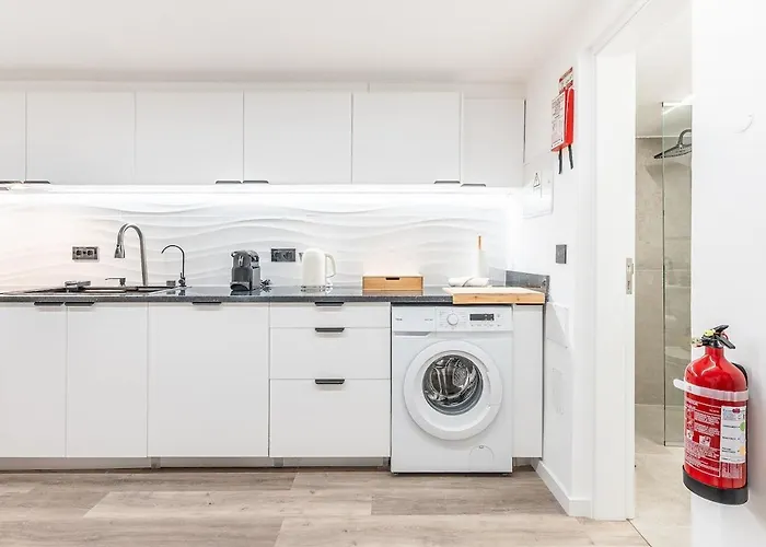 Yellow Wave Semesterbostad