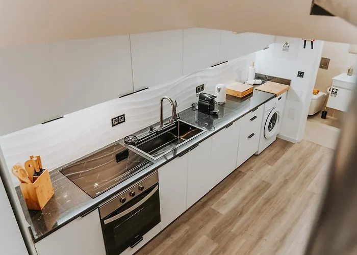 Yellow Wave * Paul do Mar (Madeira)