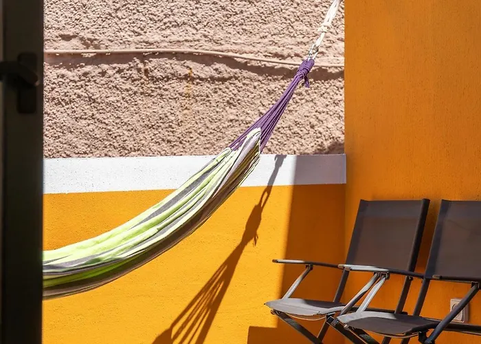 Semesterbostad Yellow Wave *