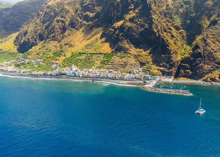 Semesterbostad Yellow Wave Paul do Mar (Madeira)
